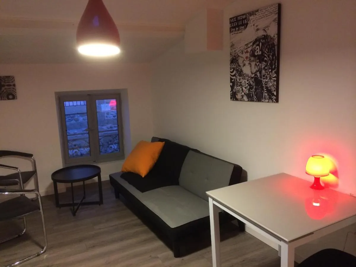 ** Gæstehus AppartsHotels'De Ville Bourg-lès-Valence Frankrig